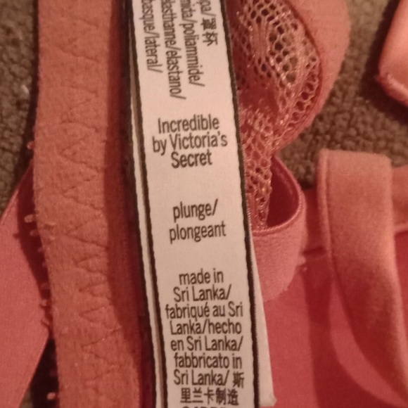 VS bra, size 34F (ddd) - Picture 2 of 4